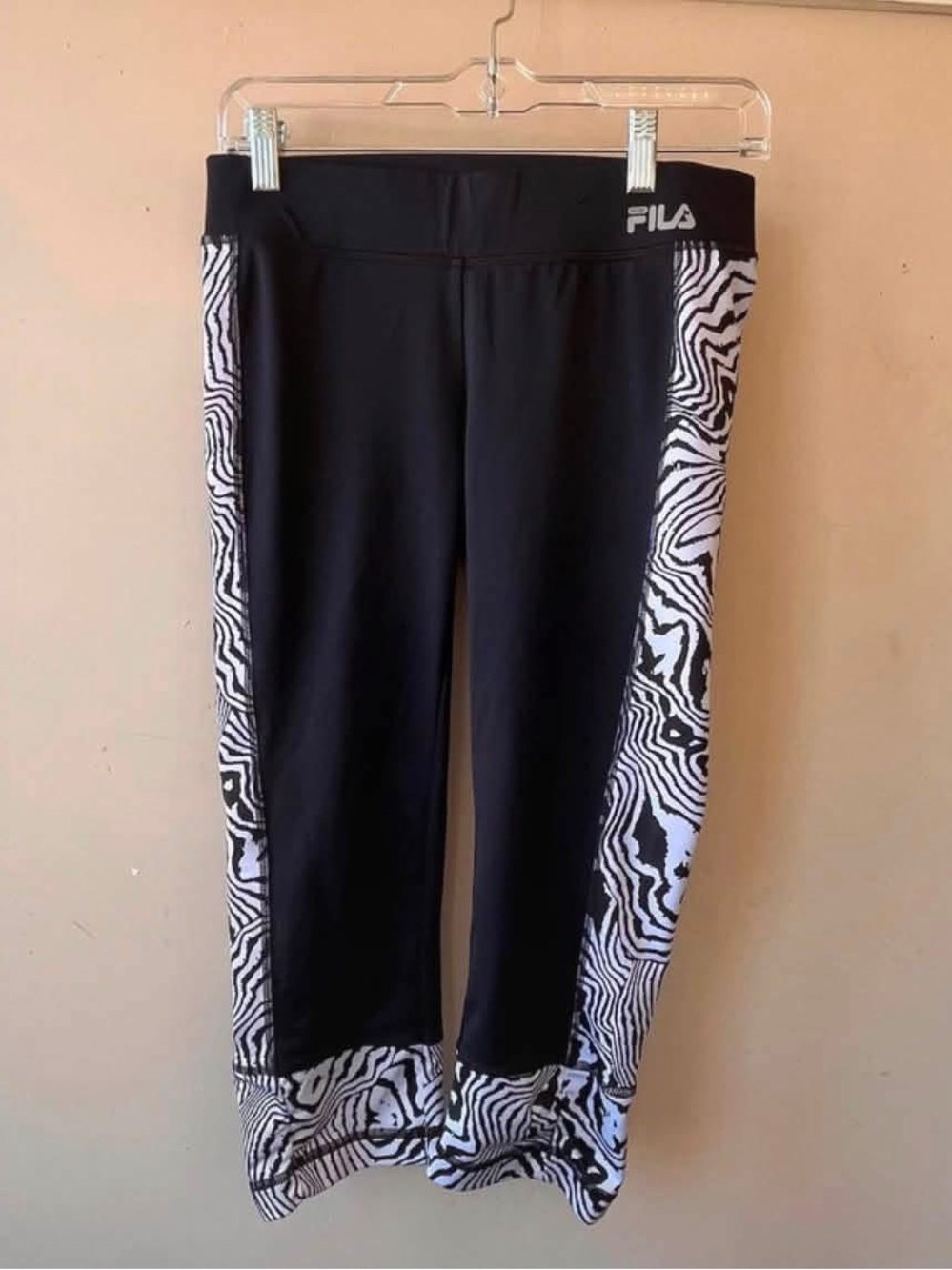 FILA Sport Performance Capri Leggings S